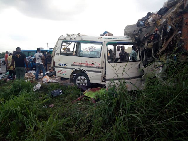 4 dead in auto crash on enugu-onitsha expressway - nigeria newspapers online